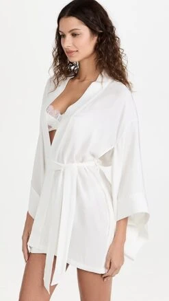 Kiki De Montparnasse Muse Kimono Robe -Eberje Style kikii404141a530 1646260828014 2 0. UX357 QL90