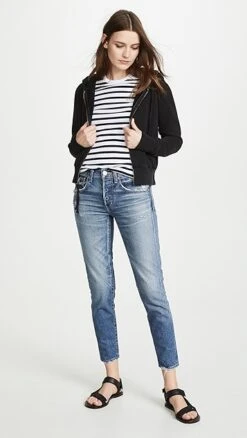 MOUSSY VINTAGE MV Vienna Tapered Jeans -Eberje Style mouss30080102c9 q4 2 0. UX357 QL90