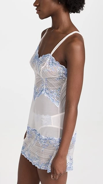 Wacoal Embrace Lace Chemsie 3 Wacoal Embrace Lace Chemsie - Image 3